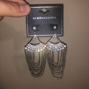 BCBG EARRINGS